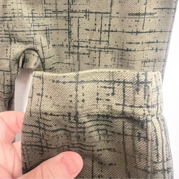 Spanx army green with black pattern full length leggings w/wide waistband size L - Picture 5 of 7